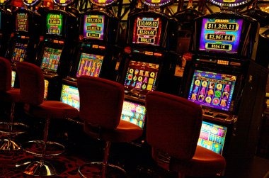 yakuza123 mobile app interface for slot gaming